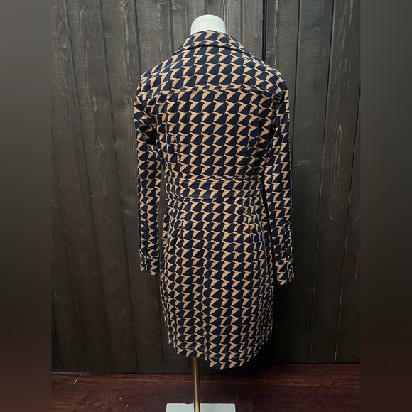 Boden Corduroy Dress Size 4P Knee Length Bird Print Navy/Tan Whimsical Artsy EUC - Picture 2 of 8